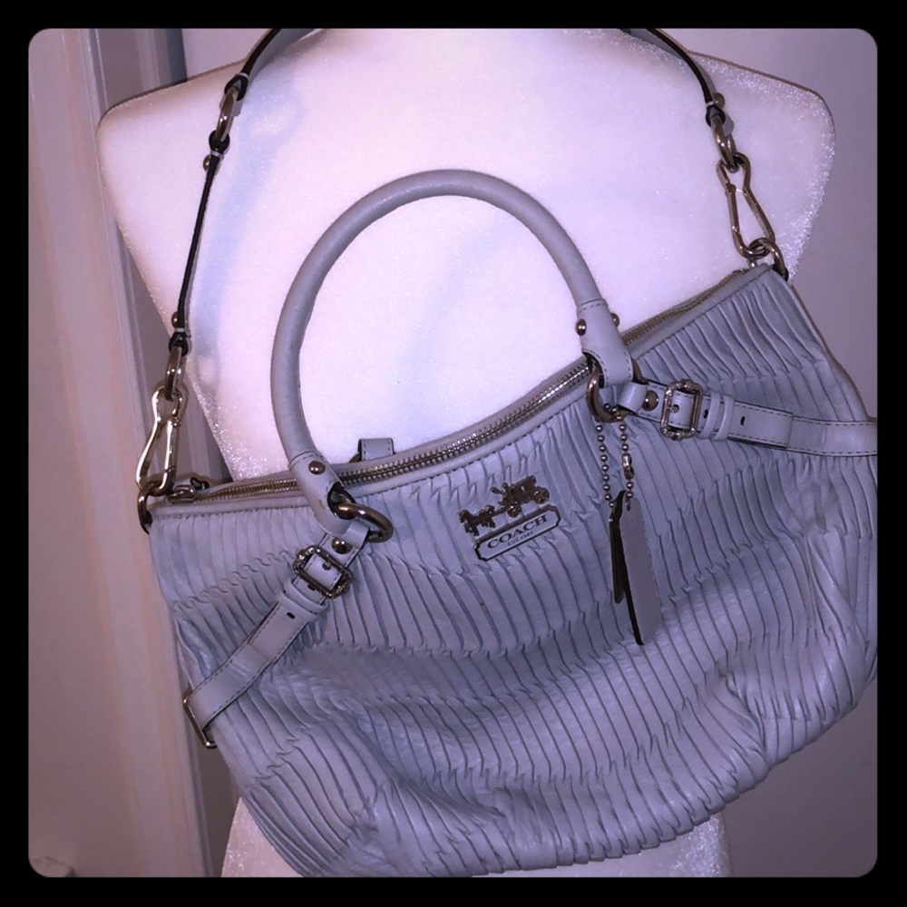 Light gray bag used once